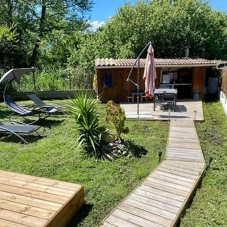Maison A 1km De La *